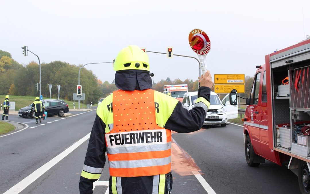 Dinas Damkar Bangka Tengah Selamatkan Korban di Hutan Kota